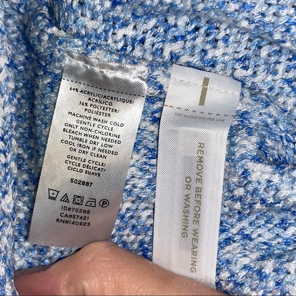 LOFT Super Soft Sweater Christmas Holiday Present Shopping! NWT! ❄️ - Picture 4 of 6